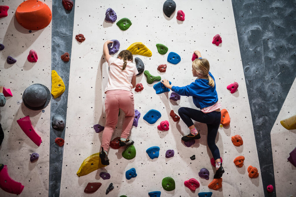 Under 18s climbing at Indy